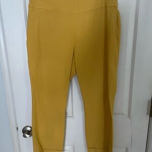Avenue Yellow Ankle Cropped Pants